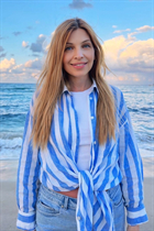 Perfect woman ludmila from brussels with Blonde hair age 55 photo-19