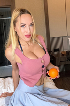 Beautiful Ukrainian girl lesya from kyiv with Blonde hair age 36 photo-2