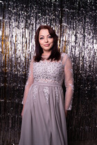 Dating a ukrainian woman irina from kiev with Black hair age 50 photo-5