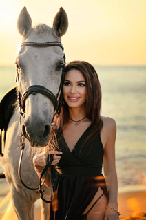 Femme ukrainienne en ligne irina de odesa avec Brunette cheveux, âge 35