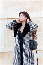Ukrainian beauty valeria from kremenchug with Black hair age 28 photo-14