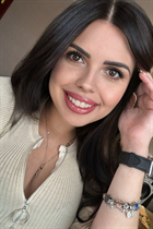 Ukrainian lady diana from kharkov with Black hair age 29 photo-1