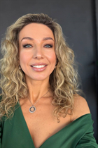 Femme parfaite oleksandra de philadelphia, kiev avec Chatain clairs cheveux, âge 44