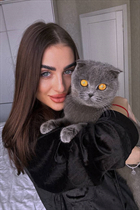 Ukrainian woman online victoria from lviv with Dark Brown hair age 28 photo-6