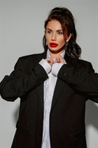 Single ukrainian girl yana from kiev with Dark Brown hair age 31 photo-7