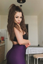Ukrainian wife yuliia from kyiv with Black hair age 31 photo-10