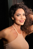 Dating a ukrainian woman larisa from kiev with Dark Brown hair age 43 photo-5