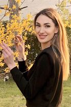 Girl from poitiers olga with Light Brown hair age 36 photo-1