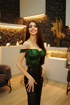 Ukrainian single woman svetlana from kiev with Dark Brown hair age 31 photo-2