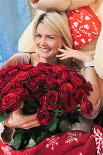 Ukrainian pretty girl natalia from ladyzhin with Blonde hair age 40