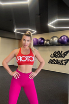 Dating ukrainian girl anna from kharkov with Blonde hair age 39 photo-5