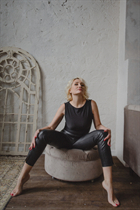 Ukrainian girl natalia from kiev with Blonde hair age 48 photo-5