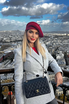 Bride from madrid vanessa with Blonde hair age 47 photo-3