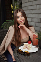 Dame d'Ukraine ilona de san francisco avec Chatain clairs cheveux, âge 26 photo-2