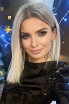 Dating a german girl irina from berlin with Blonde hair 41 years old photo-49