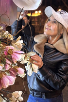 Single Ukrainian lady inna from kharkov with Light Brown hair age 54 photo-3