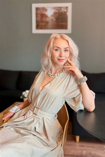 Femme parfaite lidiia de varna avec Blond cheveux, âge 44 photo-12