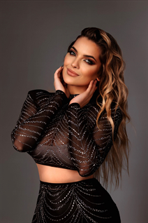 Rencontre femme ukrainienne anna de kiev avec Blond cheveux, age 32