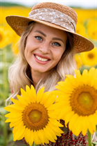 Chica bonita tatyana de washington con pelo Rubio y edad 32 photo-27