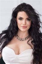 Ukrainian woman larysa from kiev with Dark Brown hair age 29 photo-4