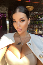 Date ukrainian girl valeriia from poltava with Black hair age 23 photo-22