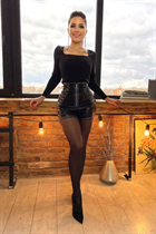 Ukrainian wife marianna from nikolaev with Dark Brown hair age 37 photo-11