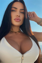 Ukrainian woman for dating alex from kiev with Black hair age 30 photo-5