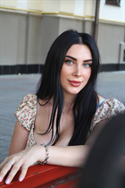 Mariée ukrainienne darya de rozhniativ avec Noirs cheveux, âge 30 photo-4