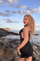 Ukrainian lady karyna from kiev with Blonde hair age 22 photo-12