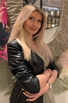 Ukrainian woman for marriage violetta from kharkov with Blonde hair age 42 photo-13