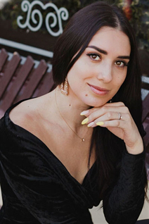 Hot ukraine girl marina from kharkov with Dark Brown hair age 28
