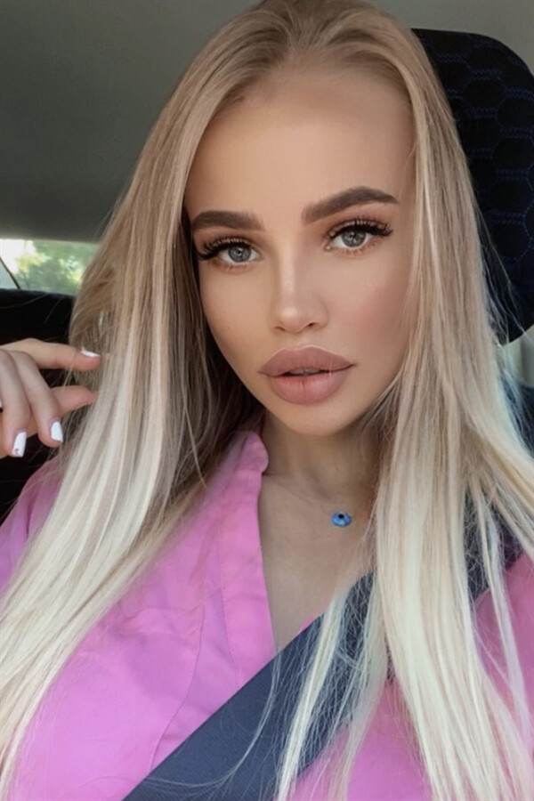 Charming Daria (24 y.o.) from Kiev with Blonde hair - ID 531603 | LadaDate