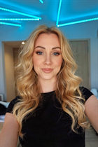 Girl from valencia julia with Blonde hair age 43 photo-4