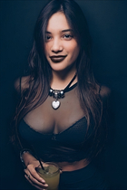 Femme argentine camila de buenos aires avec Noirs cheveux 29 ans photo-1