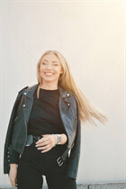 Slavic women marina from kyiv with Blonde hair age 28 photo-9