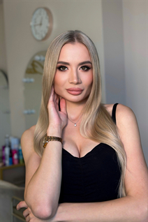 Ukrainian beauty vika from ternopol with Blonde hair age 25