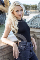 Femme parfaite iryna de paris avec Blond cheveux, âge 38 photo-9
