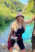 Bride from palermo anna with Light Brown hair age 29 photo-15