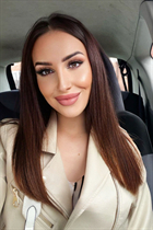 manchester bride daryna with Dark Brown hair age 27 photo-11