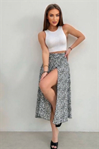 Ukrainian girl olga from odessa with Light Brown hair age 31 photo-4