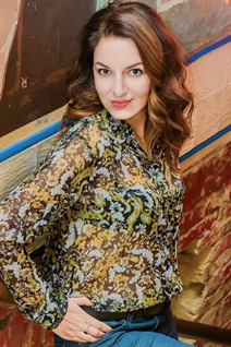 Ukrainian wife natalya from kiev with Light Brown hair age 49