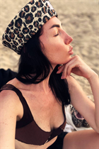 Single ukrainian lady ekaterina from stroudsburg with Black hair age 42 photo-18