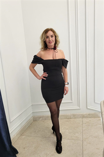Superbe femme ukrainienne oksana de ternopol aux cheveux Chatain clairs, age 50
