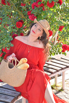 Ukrainian girl tatiana from kiev with Dark Brown hair age 49 photo-8