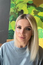 Dating a german girl irina from berlin with Blonde hair 41 years old photo-59