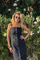 zagreb mariée zhanna avec Blond cheveux, âge 44 photo-14