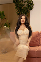 Novia de almati feruza con pelo Negro y edad 31 photo-10