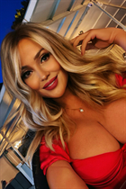 Bride from vilnius lyudmila with Light Brown hair age 39 photo-9