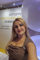 Belle femme roumaine ilona de bucharest avec Blond cheveux 49 ans photo-18