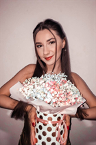 Épouse d'Ukraine olena de lviv avec Noirs cheveux, âge 24 photo-8